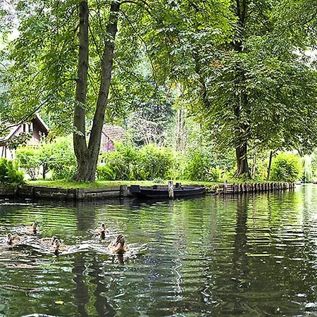 Mit Blick Auf Spree In Luebben, Cleaning Included